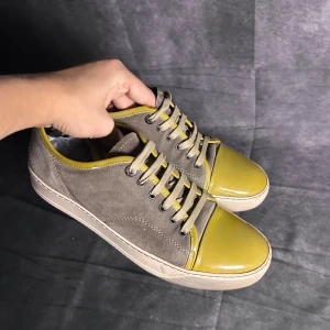 Lanvin toecap sneakers - Mycket fint skick | Size uk 7 passar 41  | fraktar spårbart inom 24 timmar |  för att köpa klicka ” köp nu” | vid frågor skriv ett meddelande |