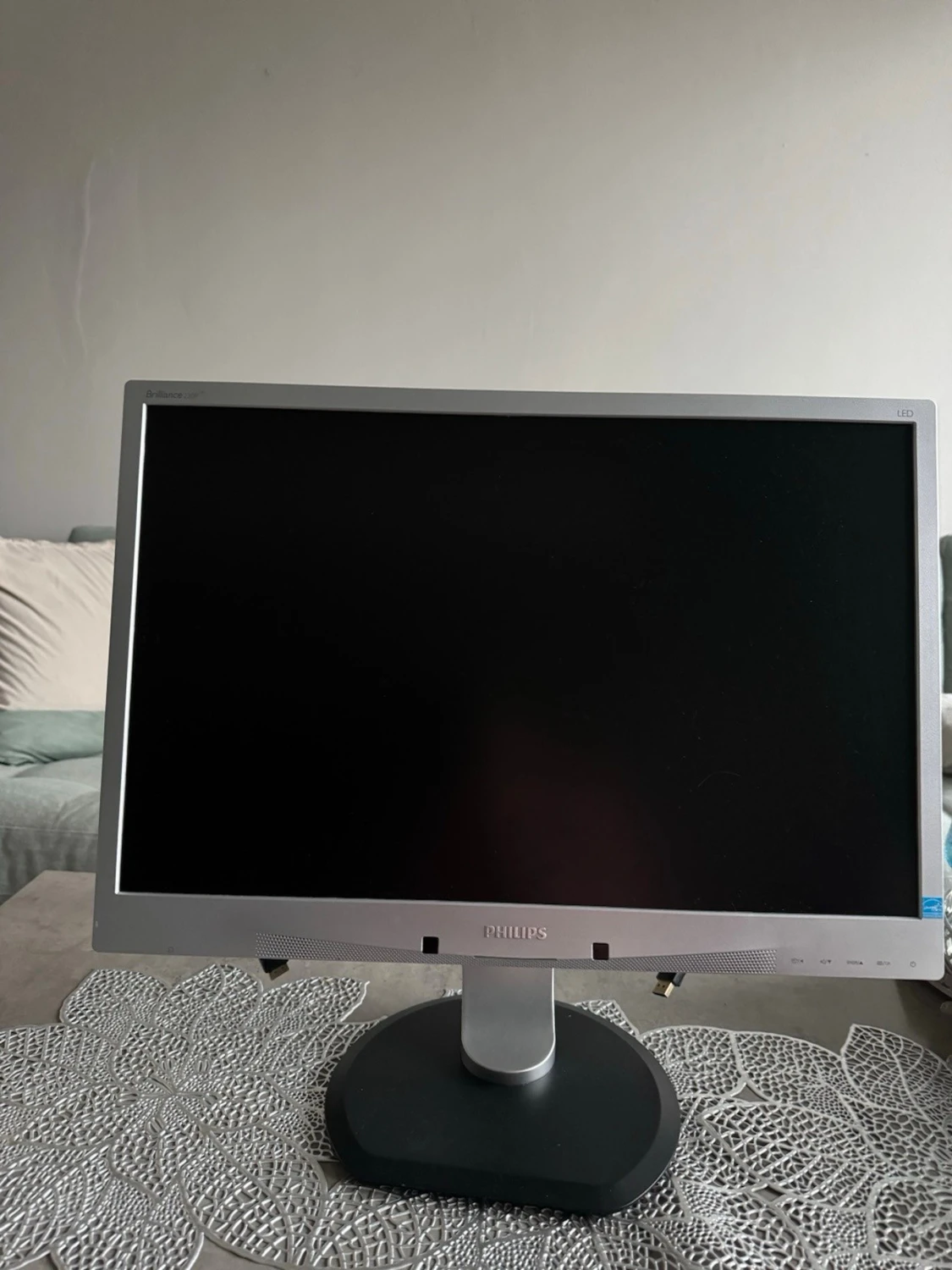 Philips 220P4L LED Monitor