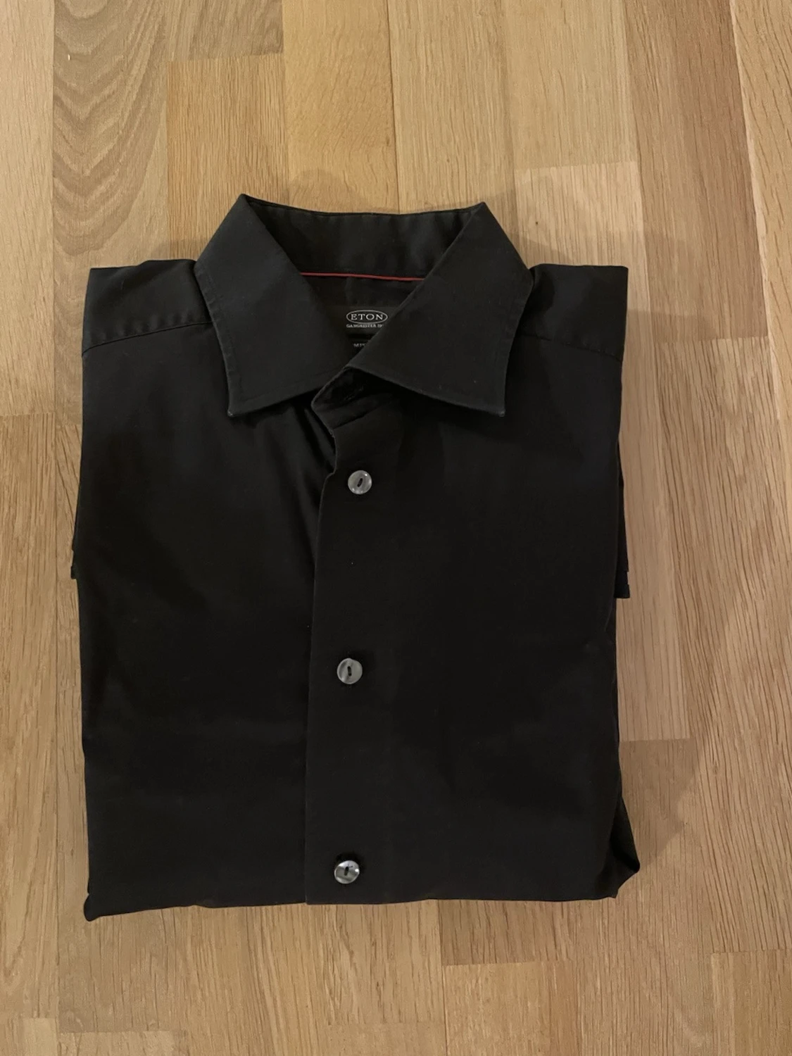 Svart skjorta från Eton Contemporary Fit