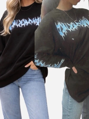 Cozy Oversized Sweater | NLY Trend | Size XS | "Womankind" - 🌟  Gently used – only worn a few times! Still in excellent condition, soft and well-kept. 🧶 Soft & comfortable sweater – Made from a cozy, high-quality fabric that feels gentle against the skin. 👚 Slightly oversized fit with round neck – Relaxed, stylish look that’s easy to wear with jeans, skirts, or leggings. 💫 "Womankind" text print – Adds a modern, uplifting touch to your everyday outfits. ✨ From NLY Trend – Great design, great price – ideal for your relaxed autumn and winter style.