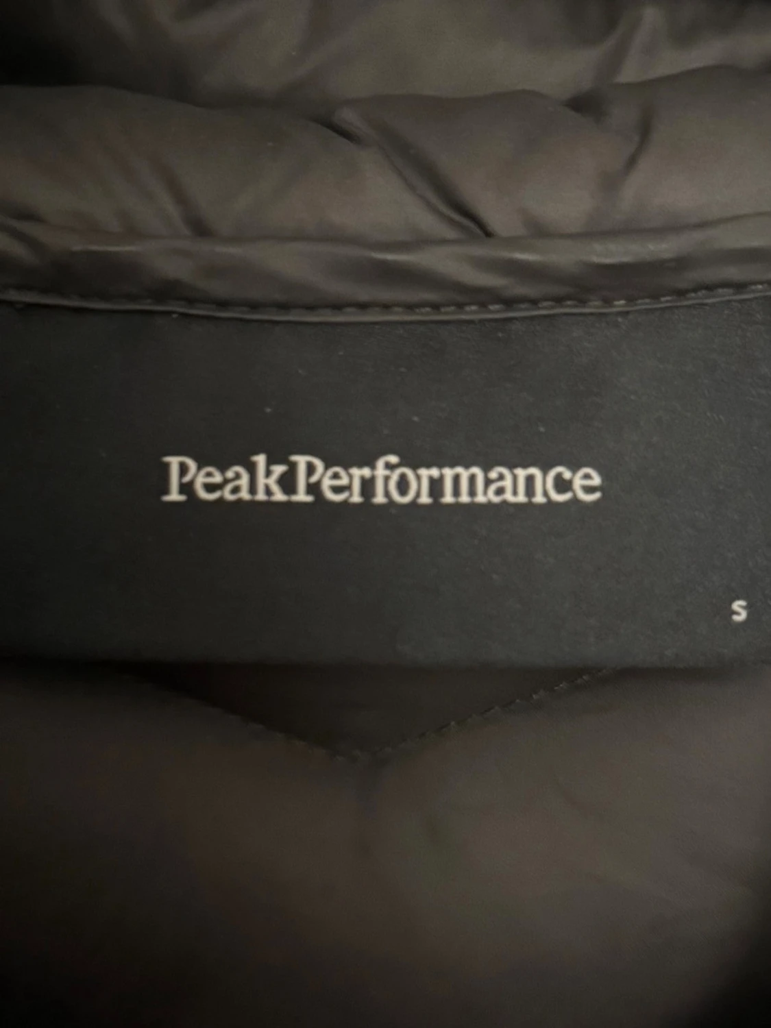 Olivgrön dunjacka Peak Performance - 2