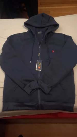 Kofta - Helt ny. Inte använd.