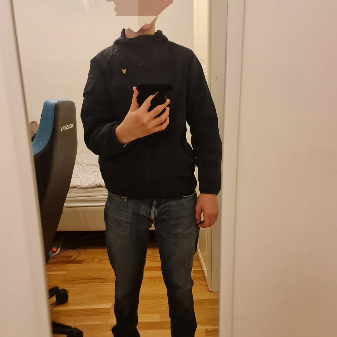 Svart vindjacka/windbreaker från Lyle & Scott - 3