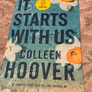 It Starts With Us - En gripande och modern roman om kärlek, relationer och nya chanser. Följ Lily och Atlas när de försöker hitta tillbaka till varandra, samtidigt som de navigerar utmaningar från det förflutna. Perfekt för dig som gillar känslostarka berättelser och vill ha en bok du inte kan släppa!