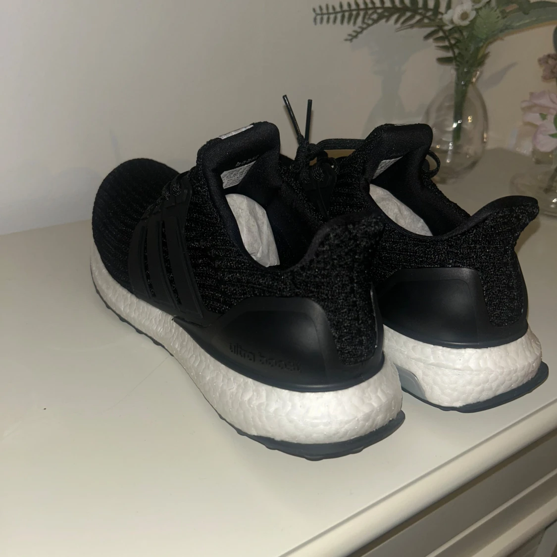 Adidas Ultraboost svarta sneakers - 3