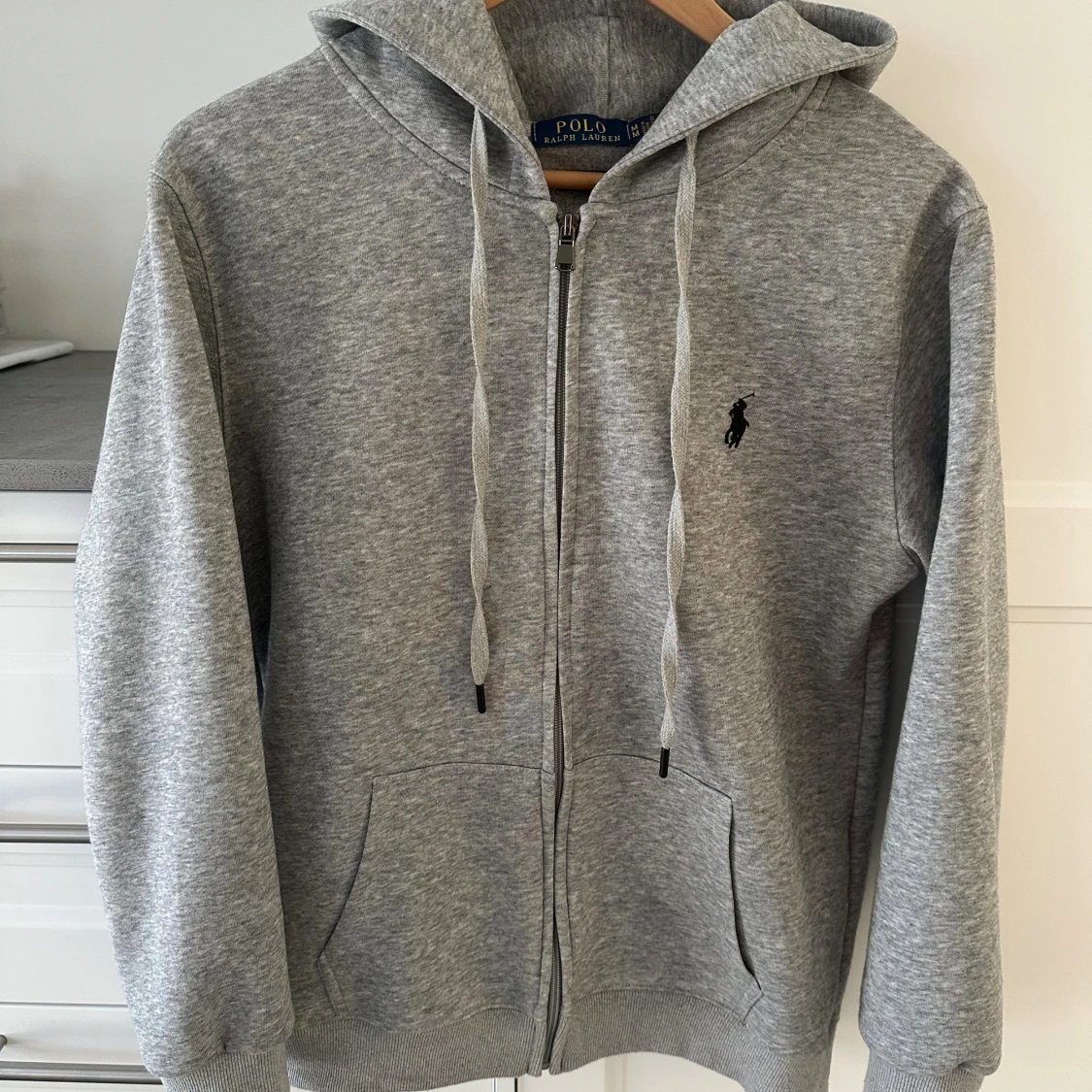 Grå hoodie från Polo Ralph Lauren