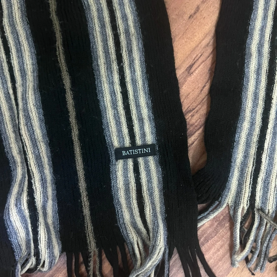 Randig halsduk från Batistini - 1