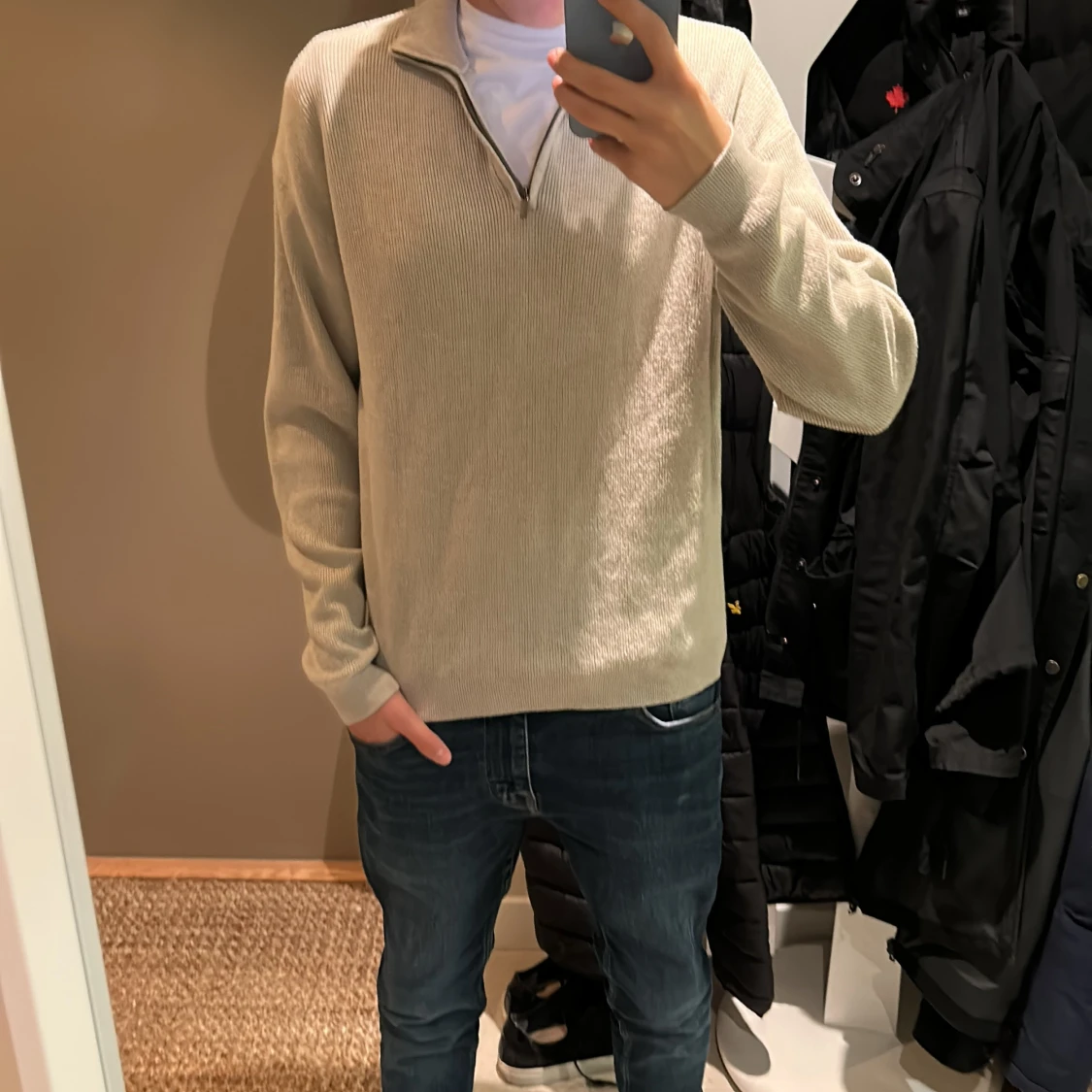 Stickad halv zip beige - 2