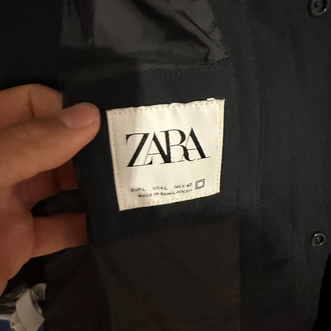 Svart quiltad bomberjacka från Zara - 1