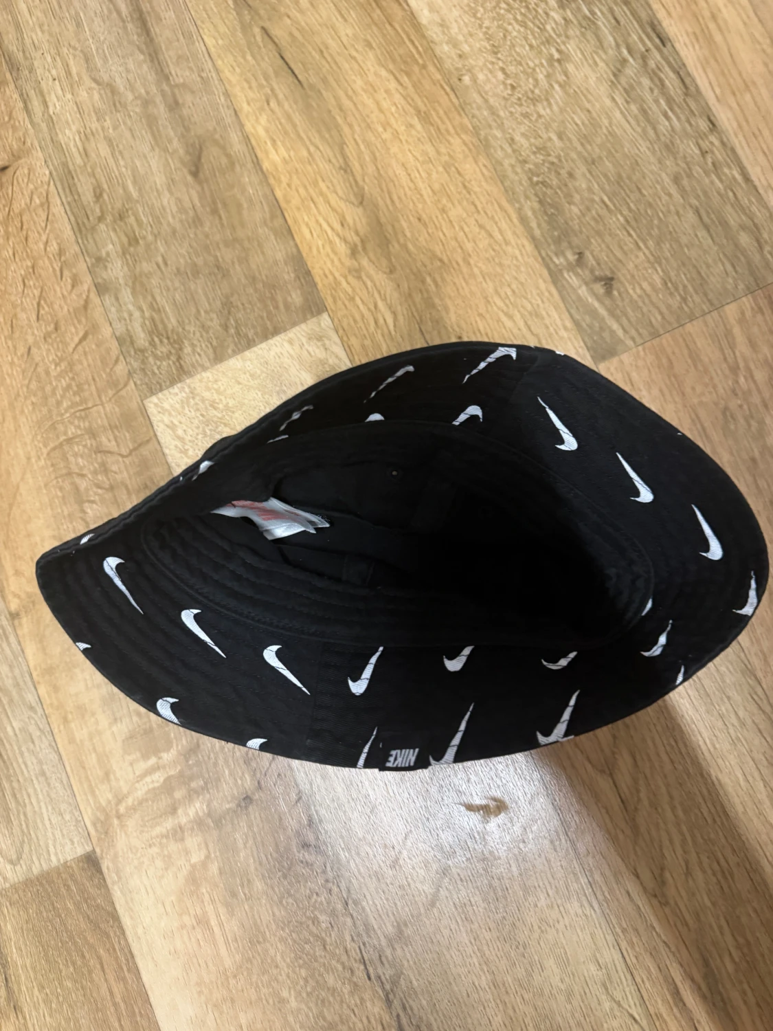 Nike bucket hat - 1
