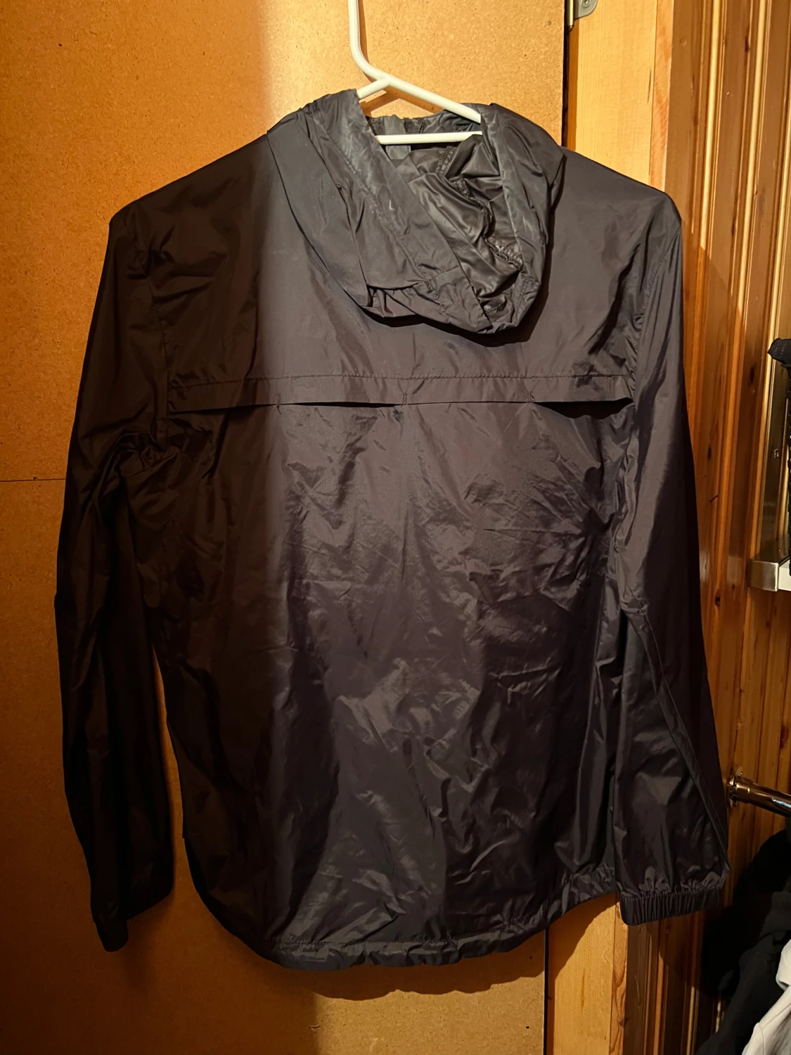 Svart vindjacka från Ellesse - 1