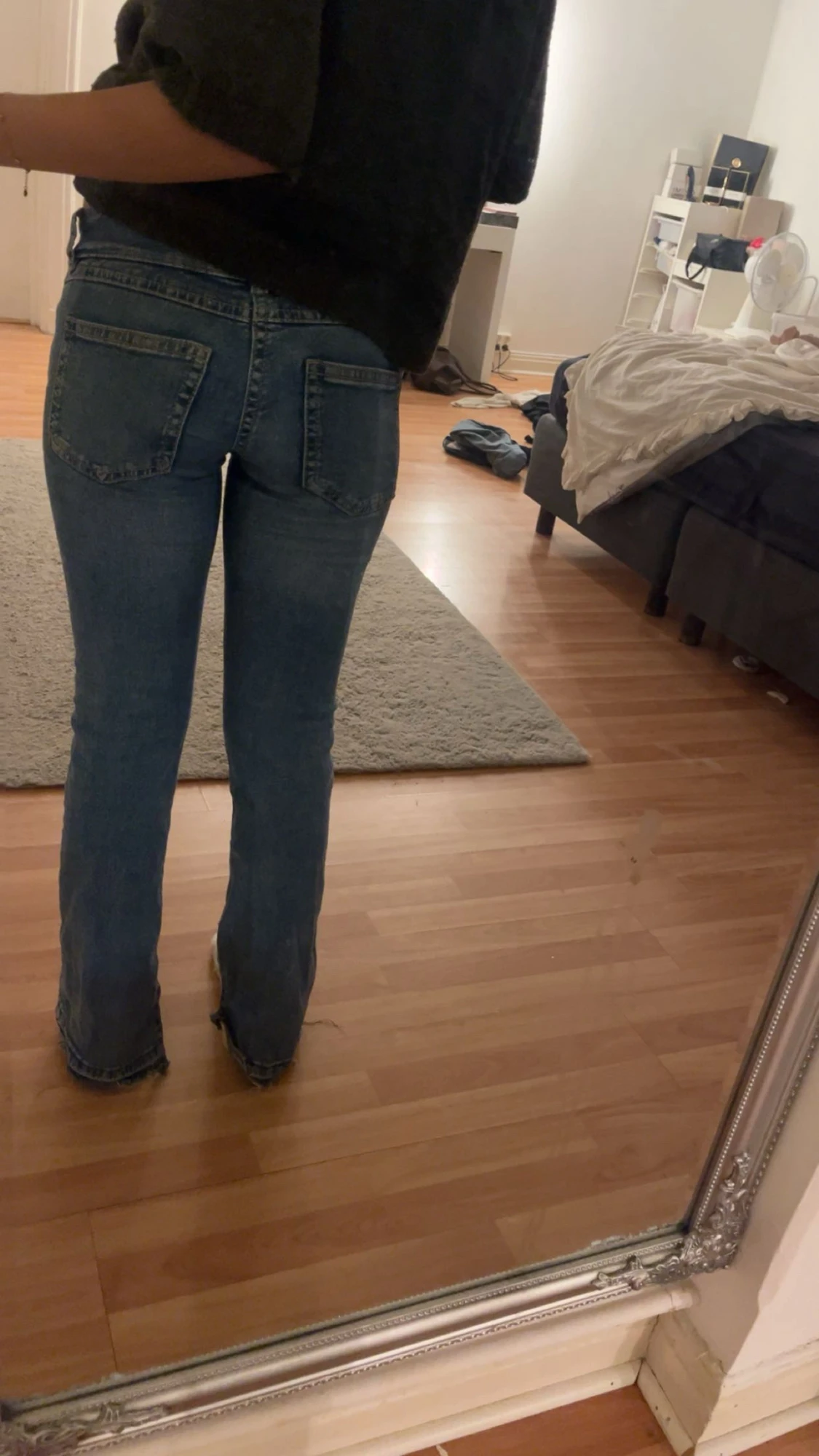 Blå bootcut jeans med slits - 1