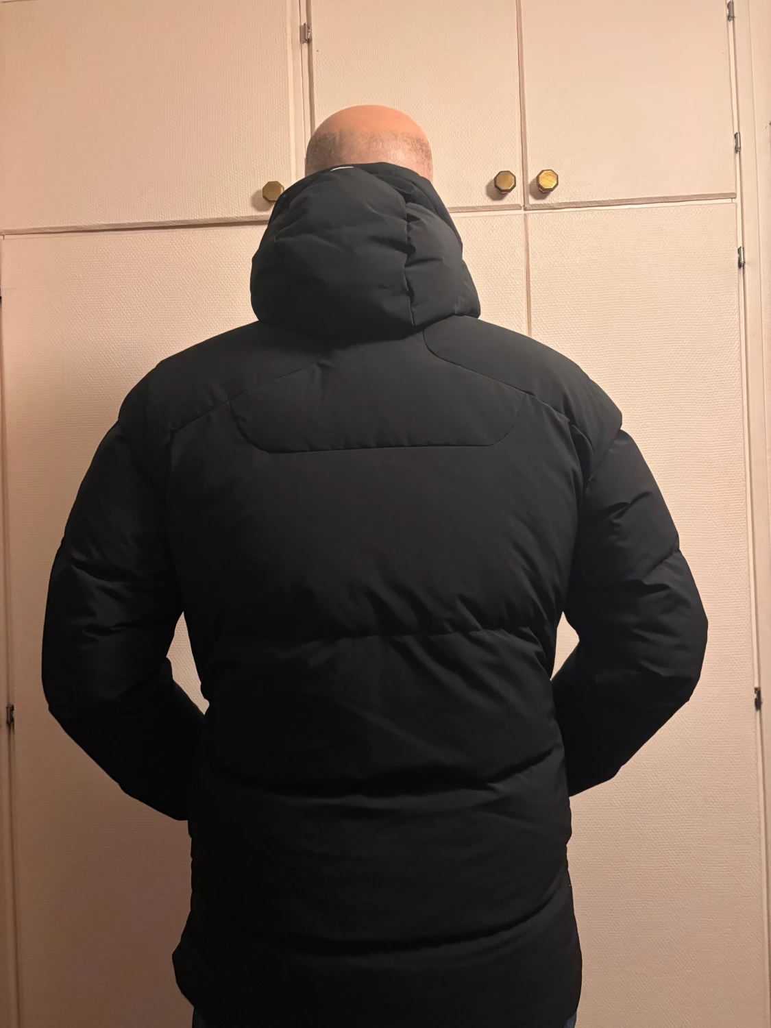 Svart pufferjacka Sail Racing - 2