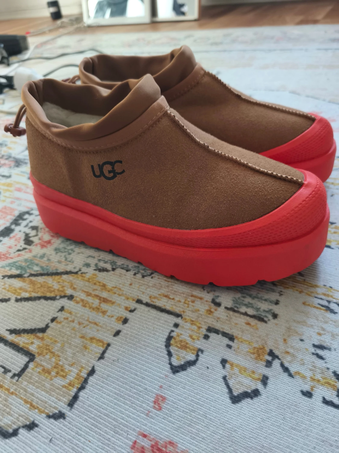 UGG boots med röd sula