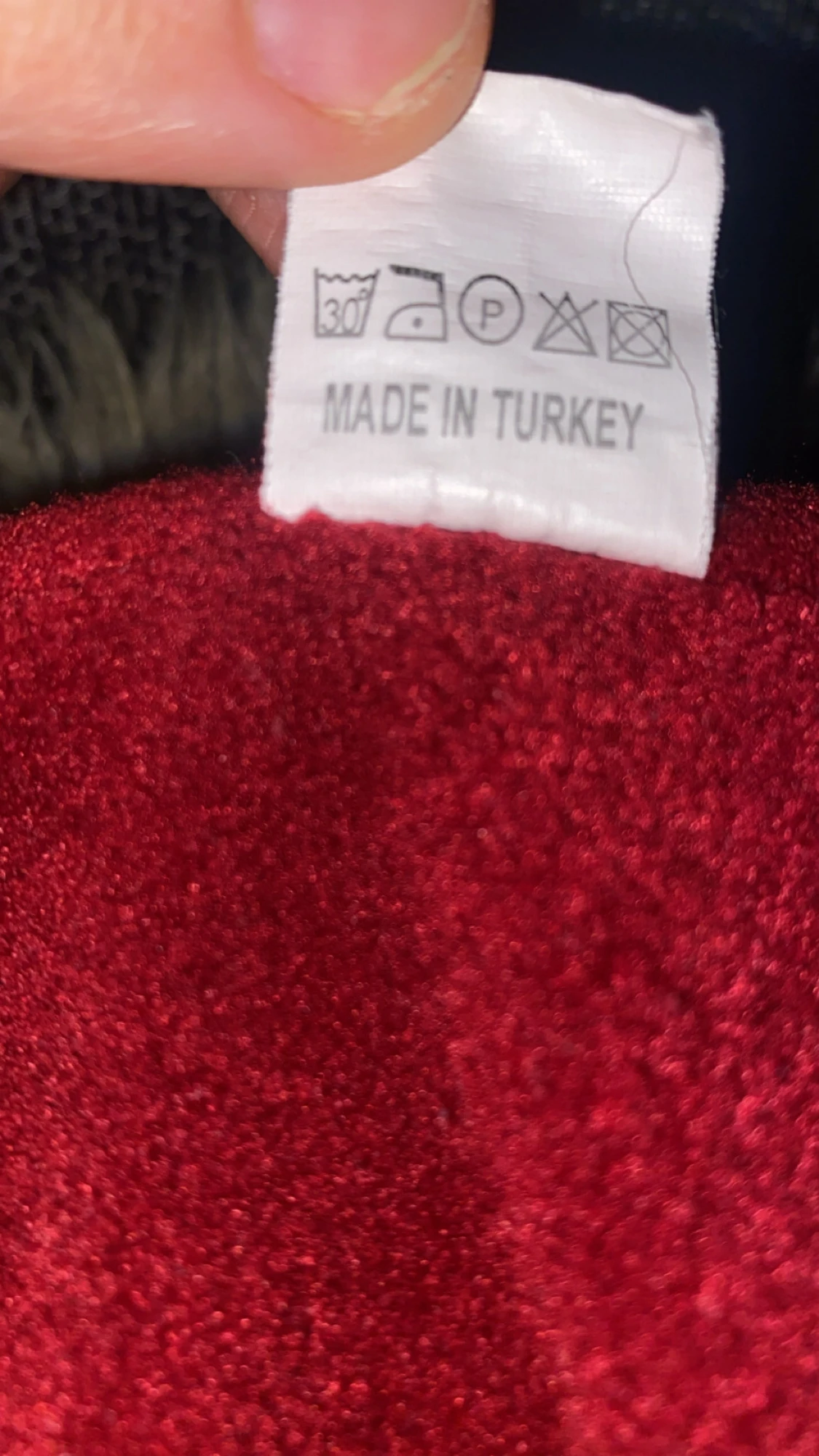 Röd quiltad pufferjacka med fuskpäls - 1