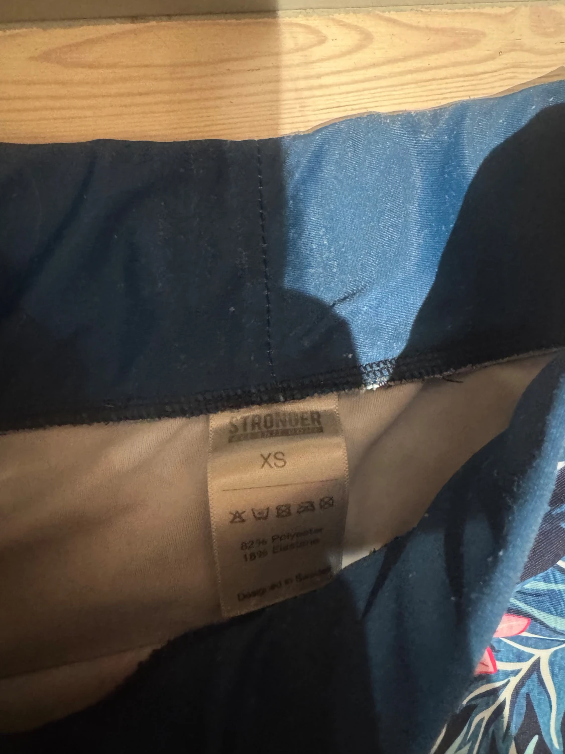 Blommiga leggings från Stronger - 2