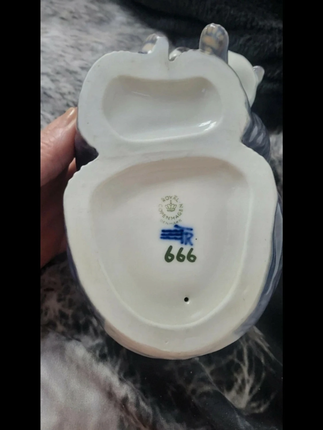 Royal Copenhagen panda med unger  - 2