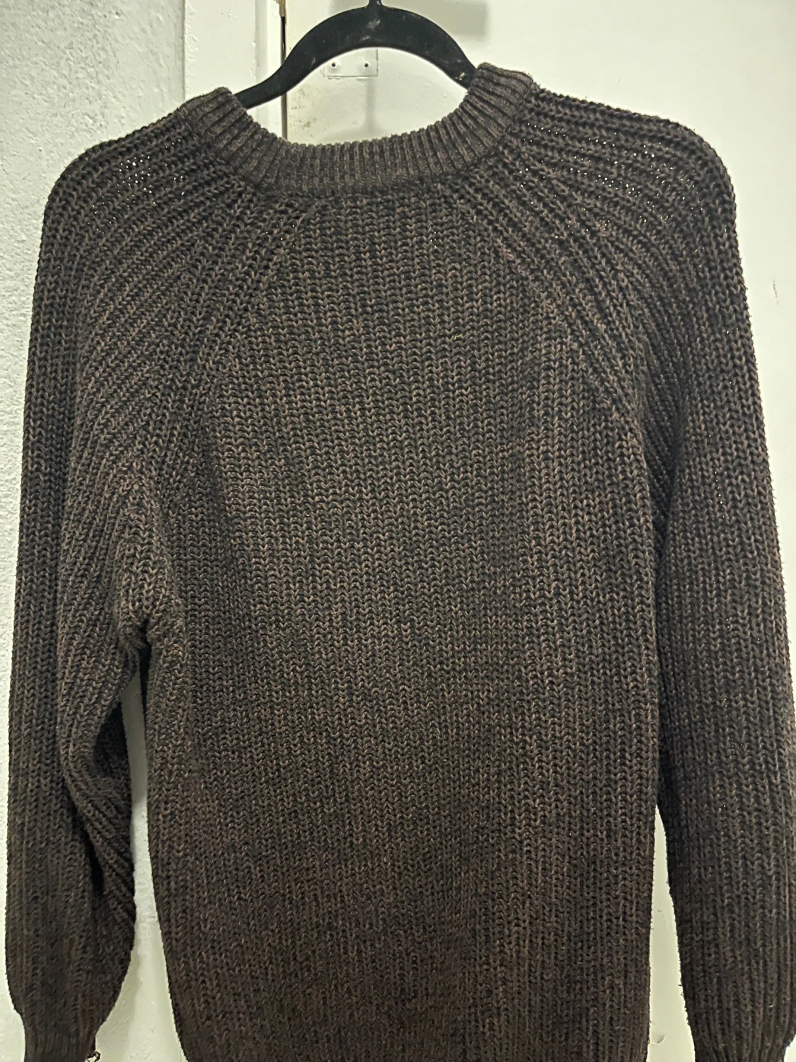 Brun stickad tröja från 157 - 1