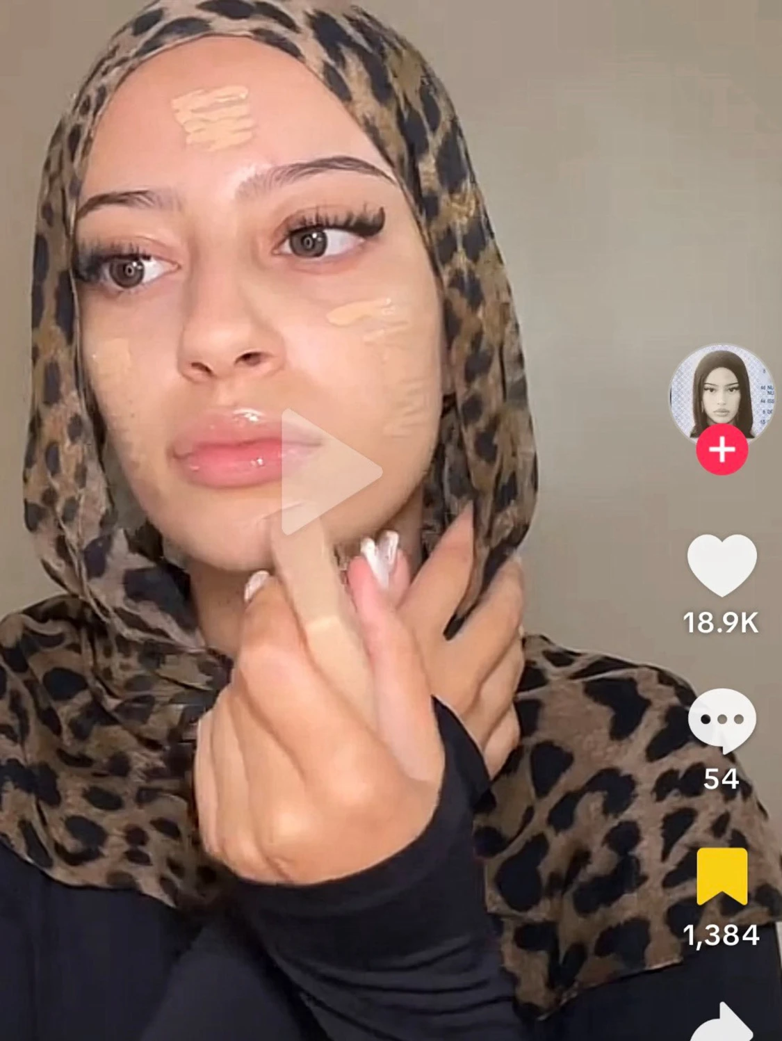 Huda Beauty Easy Blur Foundation - 3