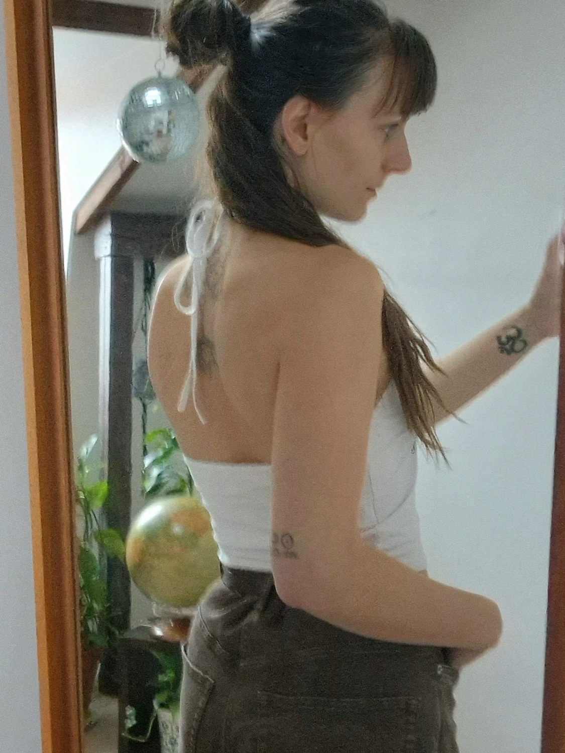 White halterneck crop top - 3