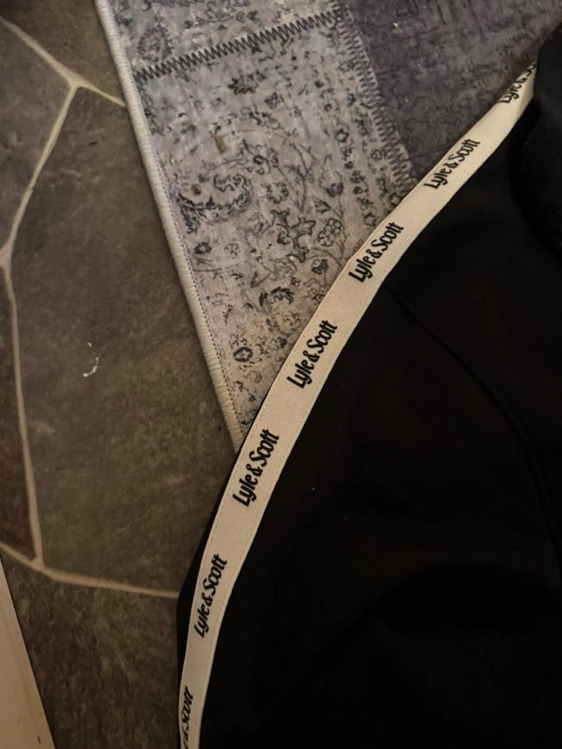 Lyle & Scott svart zip-kofta – herr, storlek XL - 2