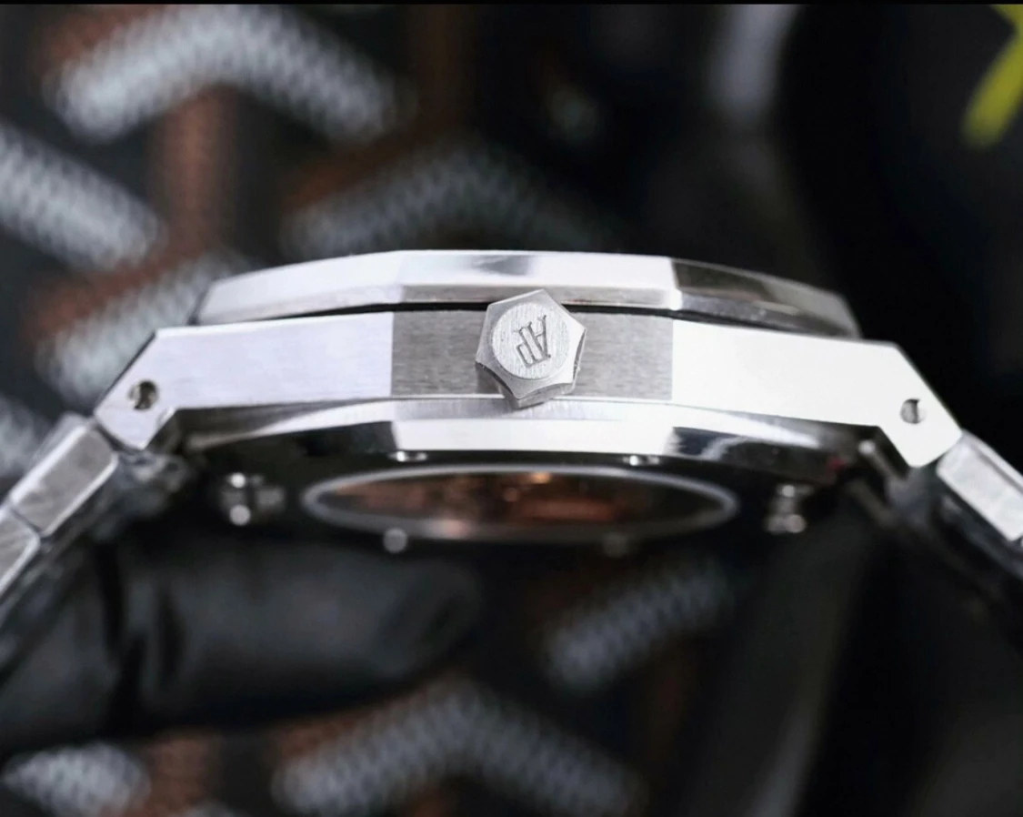 Audemars Piguet Royal Oak - 2