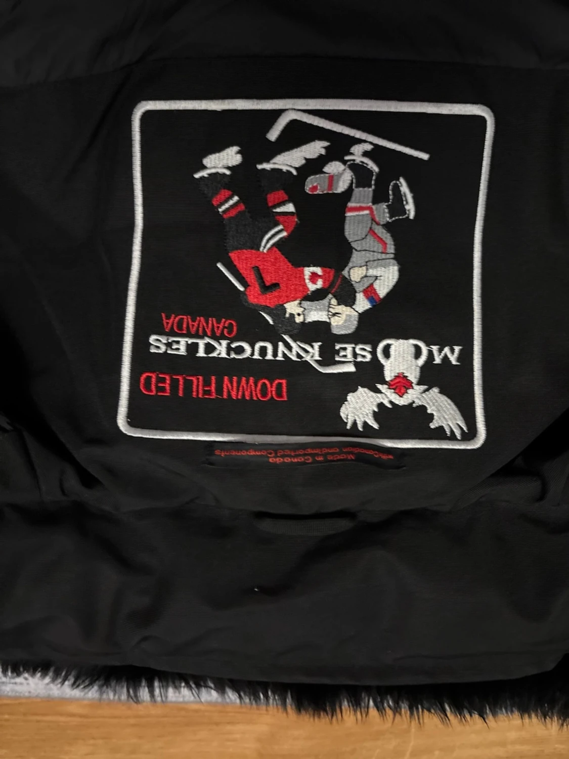 Svart Moose Knuckles dunjacka S - 2