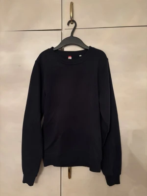 Svart tröja från Clique XS - Fint skick 