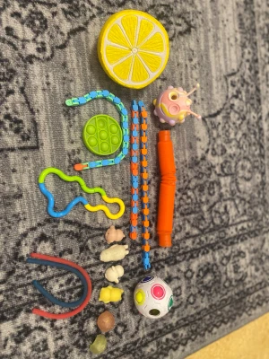 Figitoy  - Säljer massa roligt jag lägger ett pris men du kan alltid ändra för snabb affär!! 