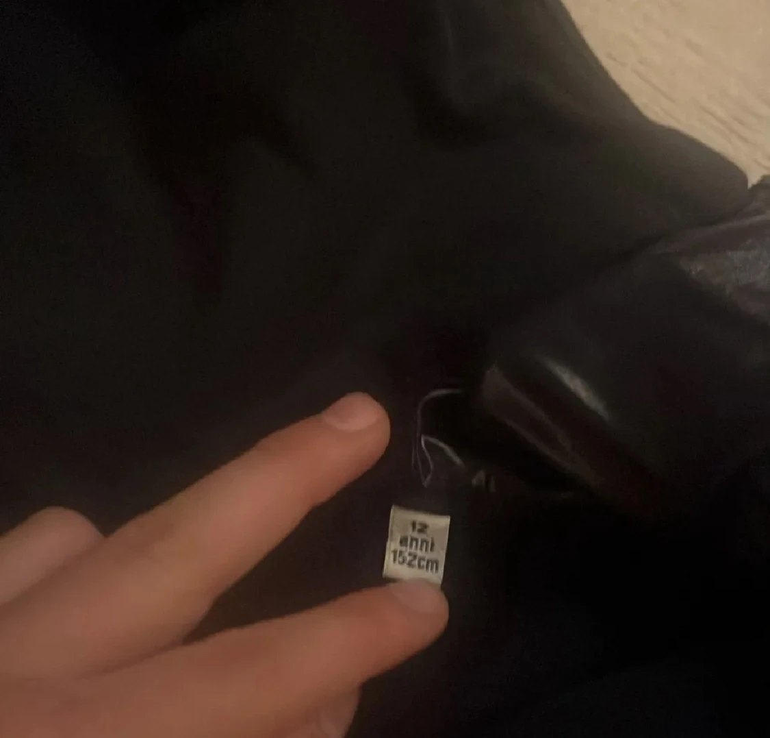 Svart Moncler dunjacka med huva - 3