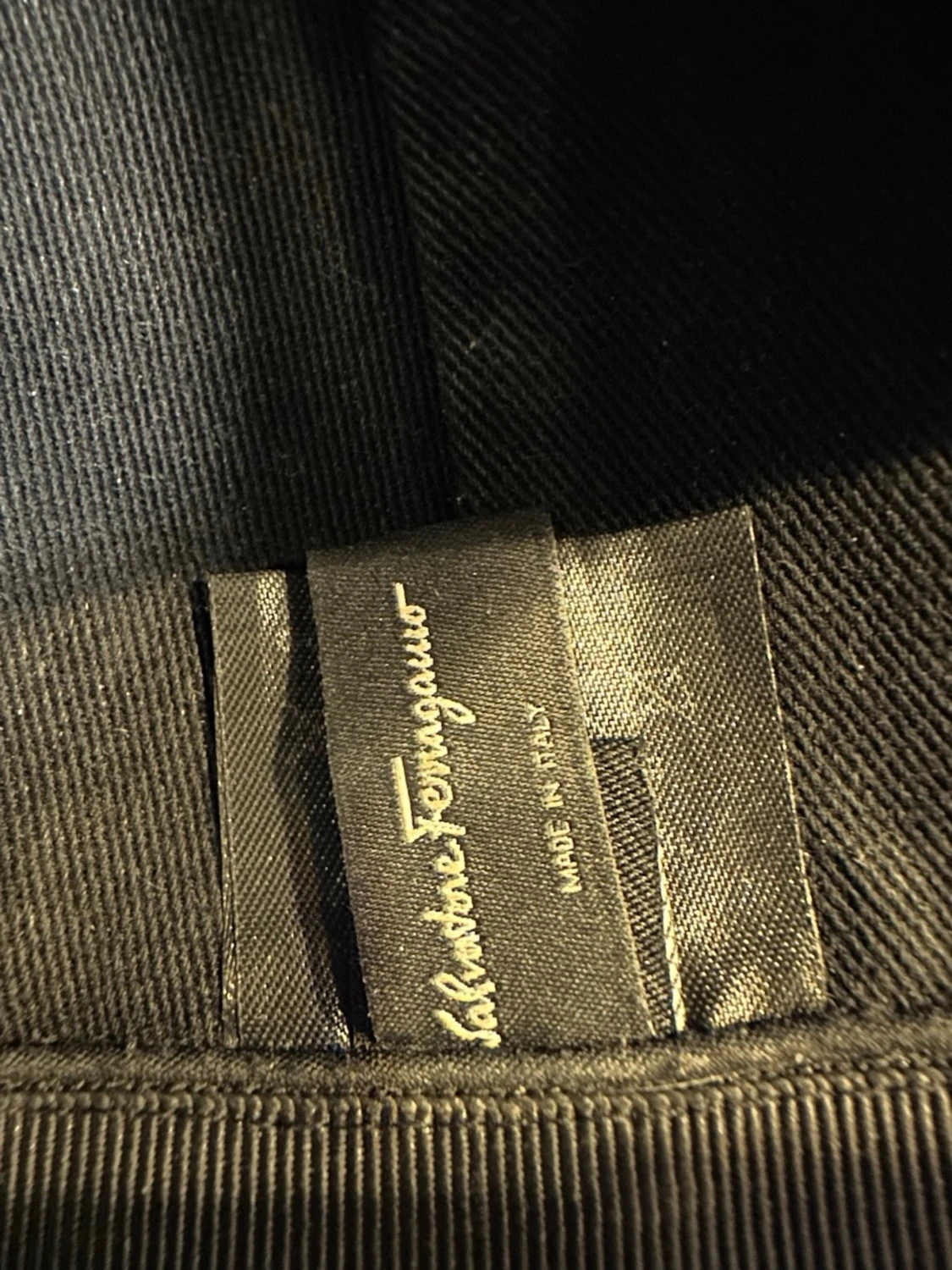 Salvatore Ferragamo keps  - 4