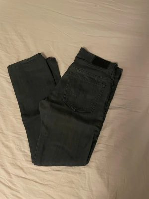 Jeans - •Skick 9/10 •Slim •J.Lindeberg