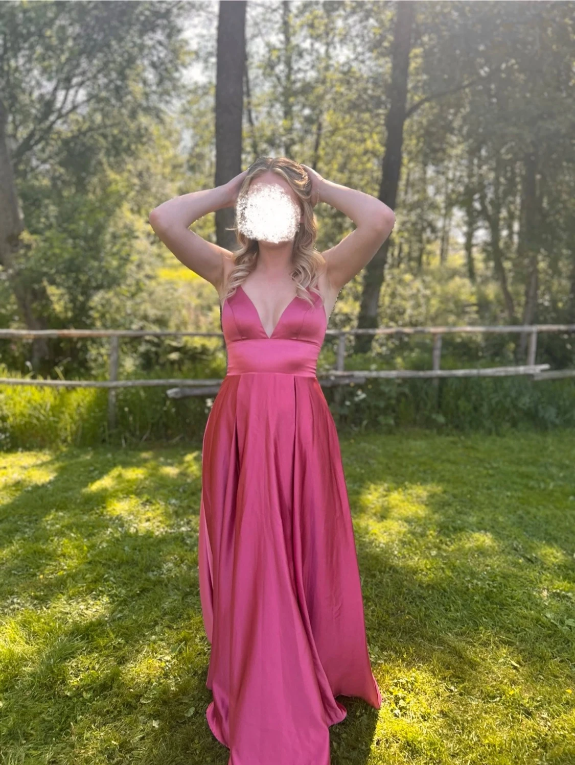 Balklänning med fickor