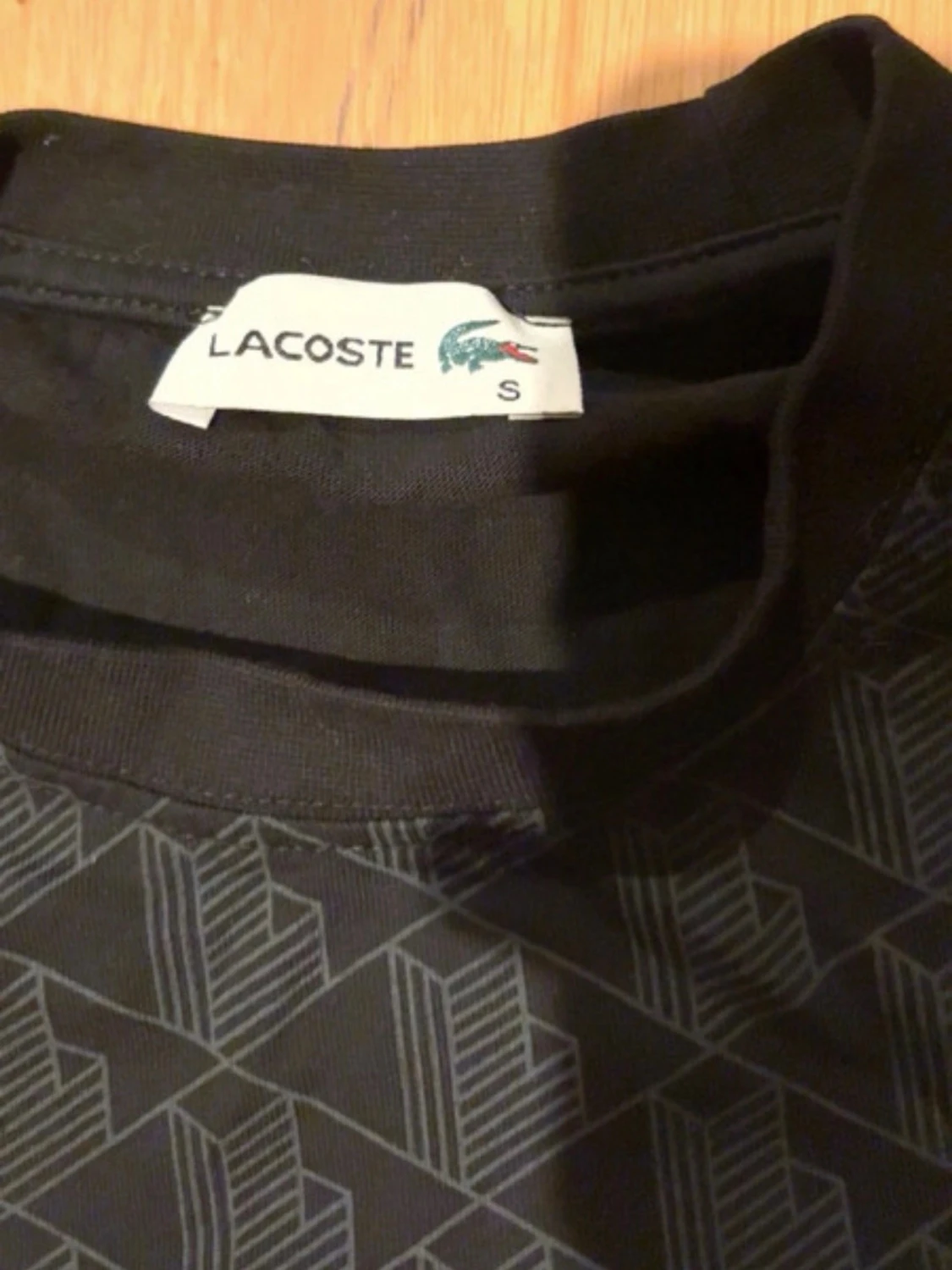 Svart  t-shirt från Lacoste - 3