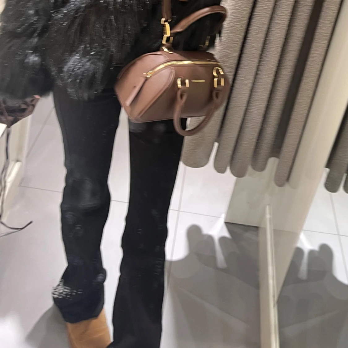 Svarta bootcut jeans från Cheap Monday - 2