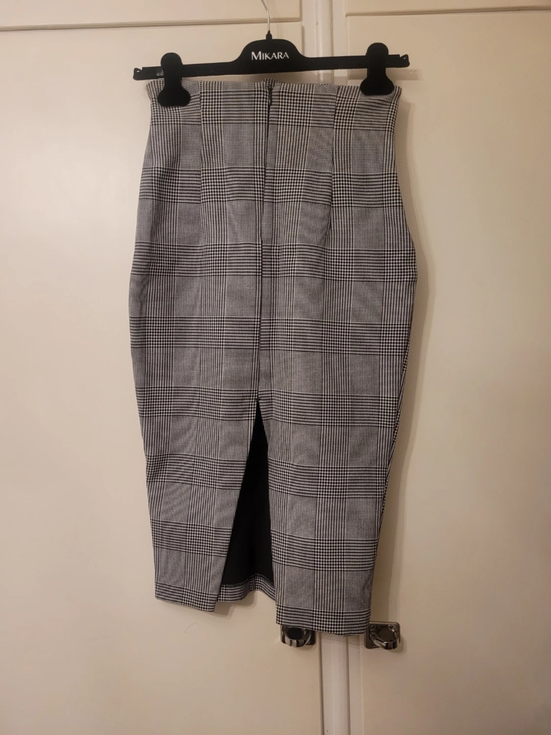 Rutig långkjol med knyt från H&M - 1