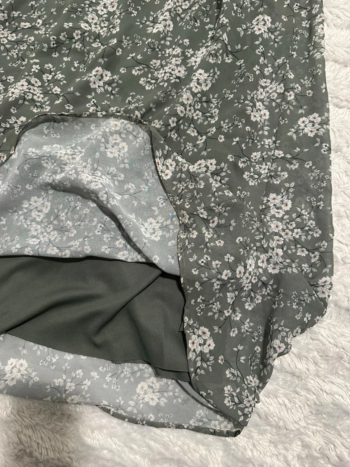 Grön blommig långklänning  - 3