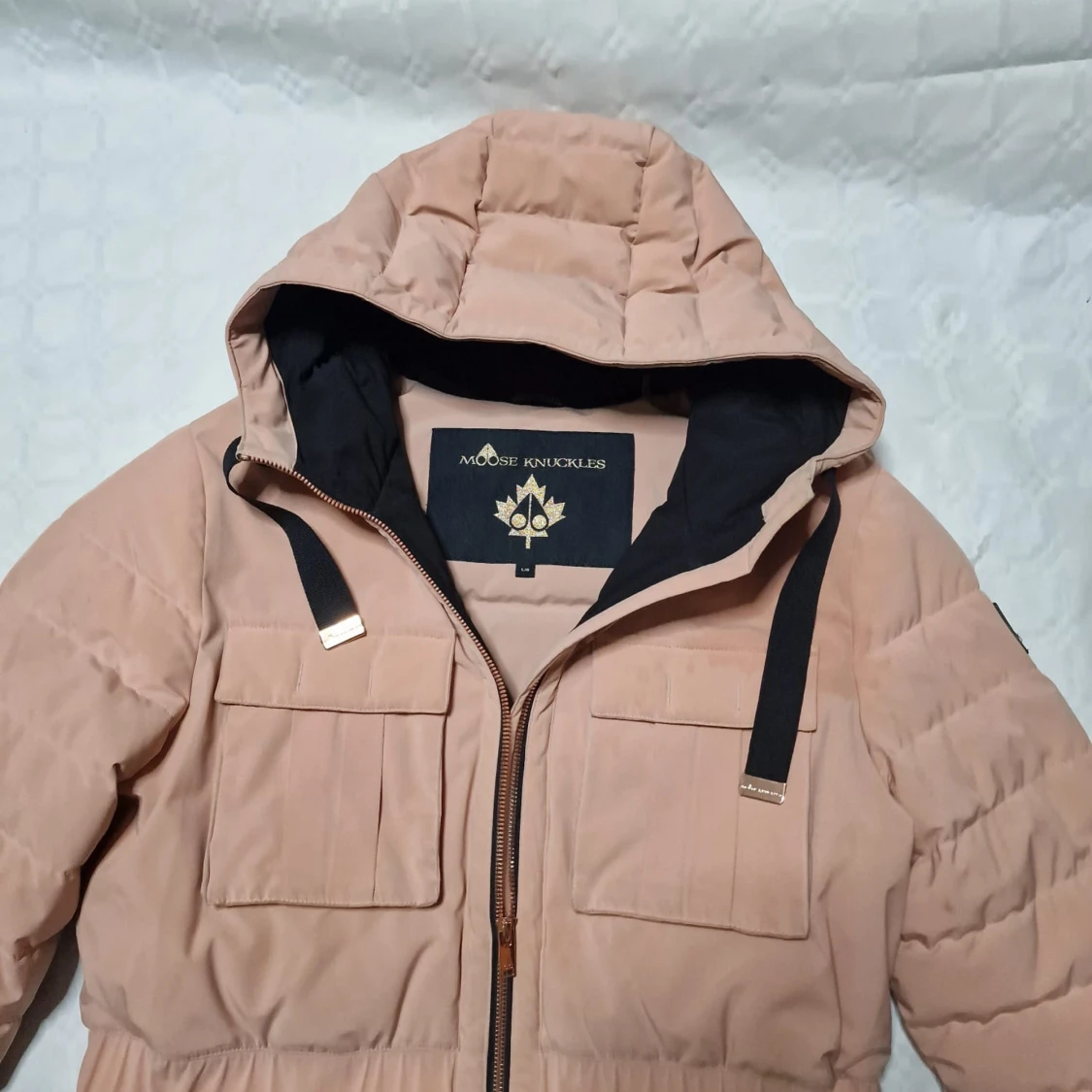 Beige pufferjacka från Moose Knuckles - 2