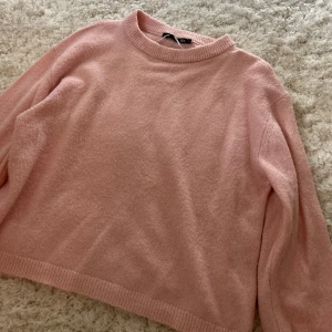 Rosa stickad  - Jätte fin rosa stickad ❤️❤️❤️❤️