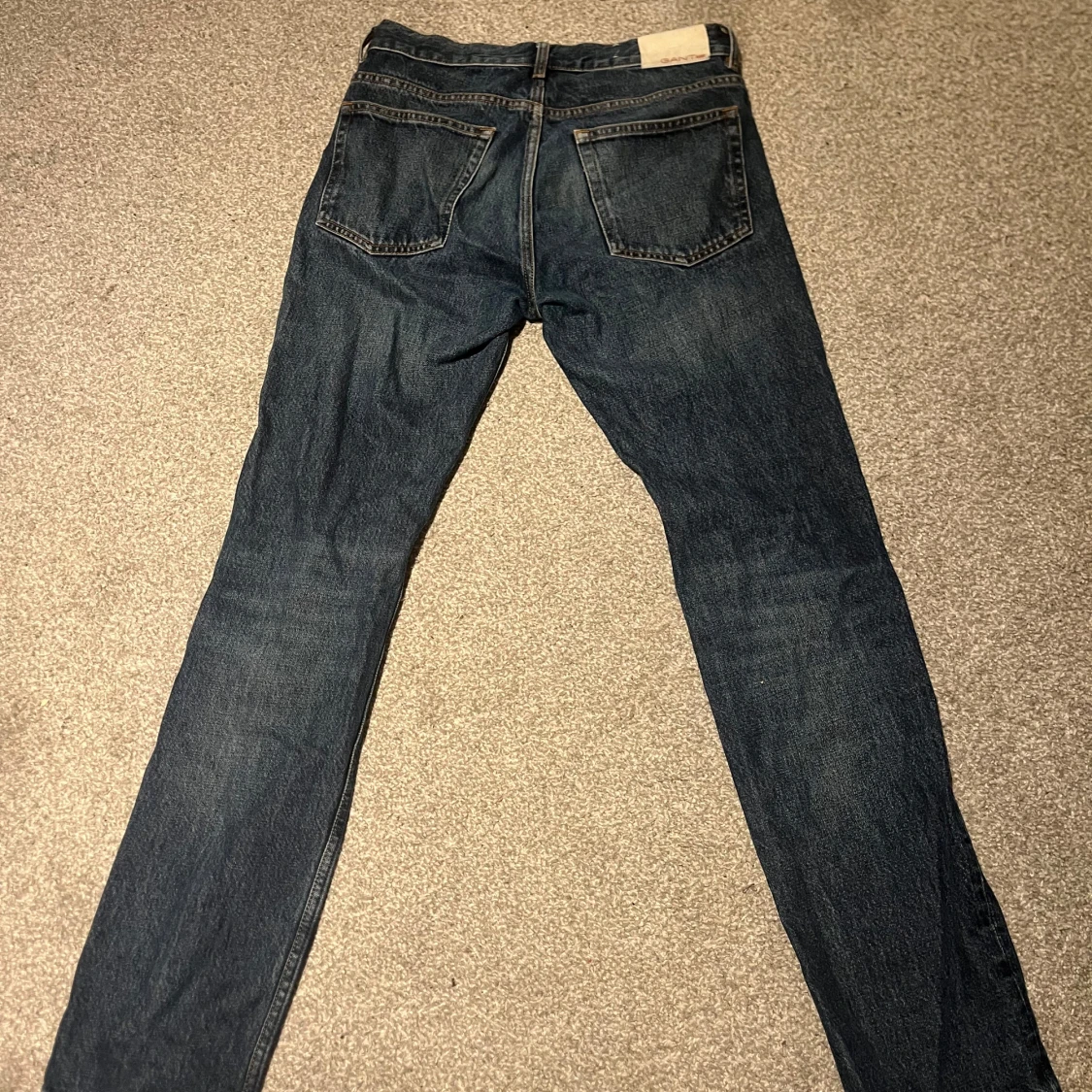 Mörkblå jeans från Gant - 1