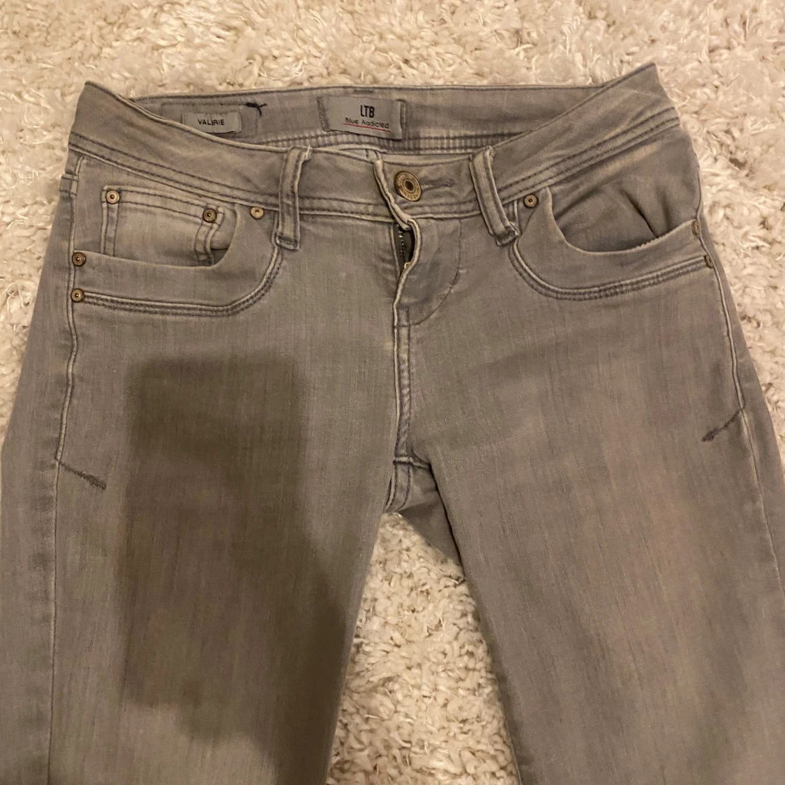 Grå jeans från LTB Valirie - 1