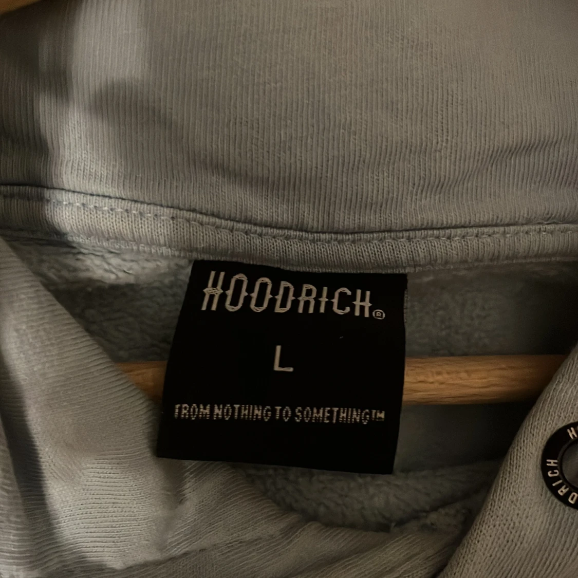 Ljusblå hoodie från Hoodrich - 3