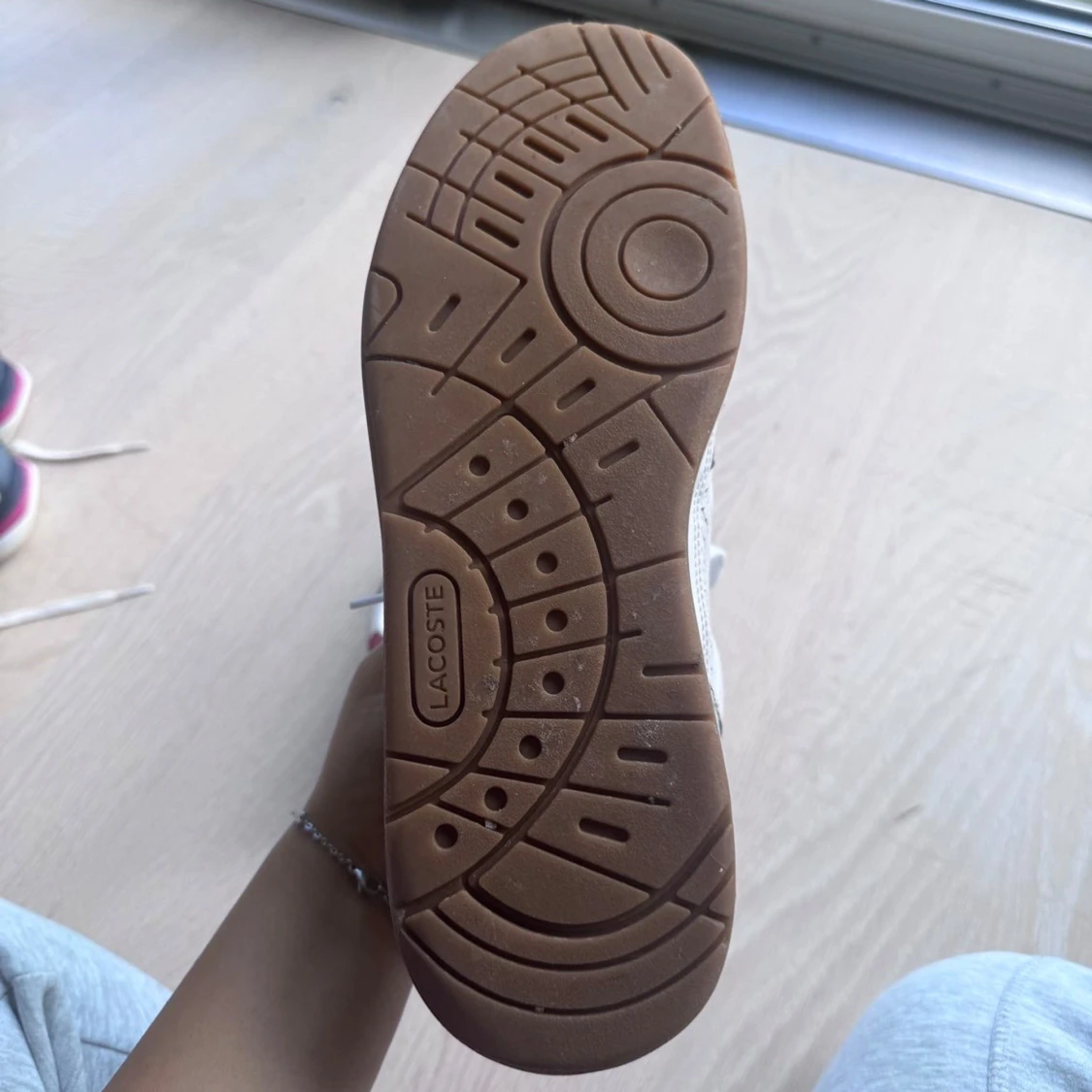 Lacoste T-Clip vita sneakers strl 44 - 3