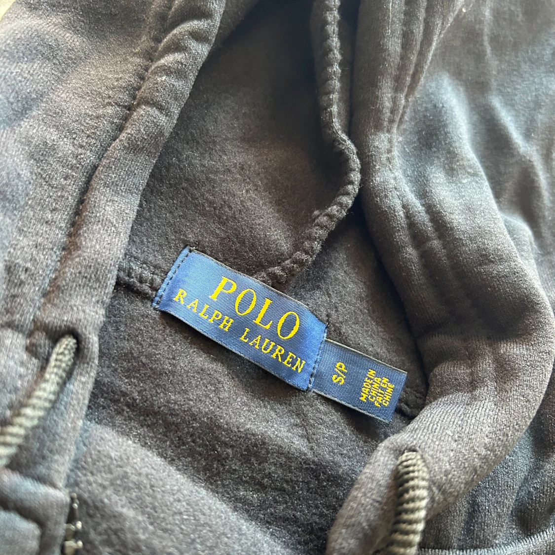 Svart hoodie från Polo Ralph Lauren - 4