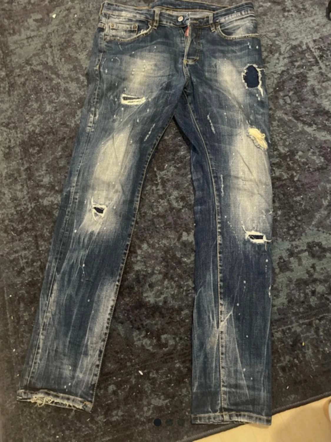 Blå distressed jeans från Dsquared2