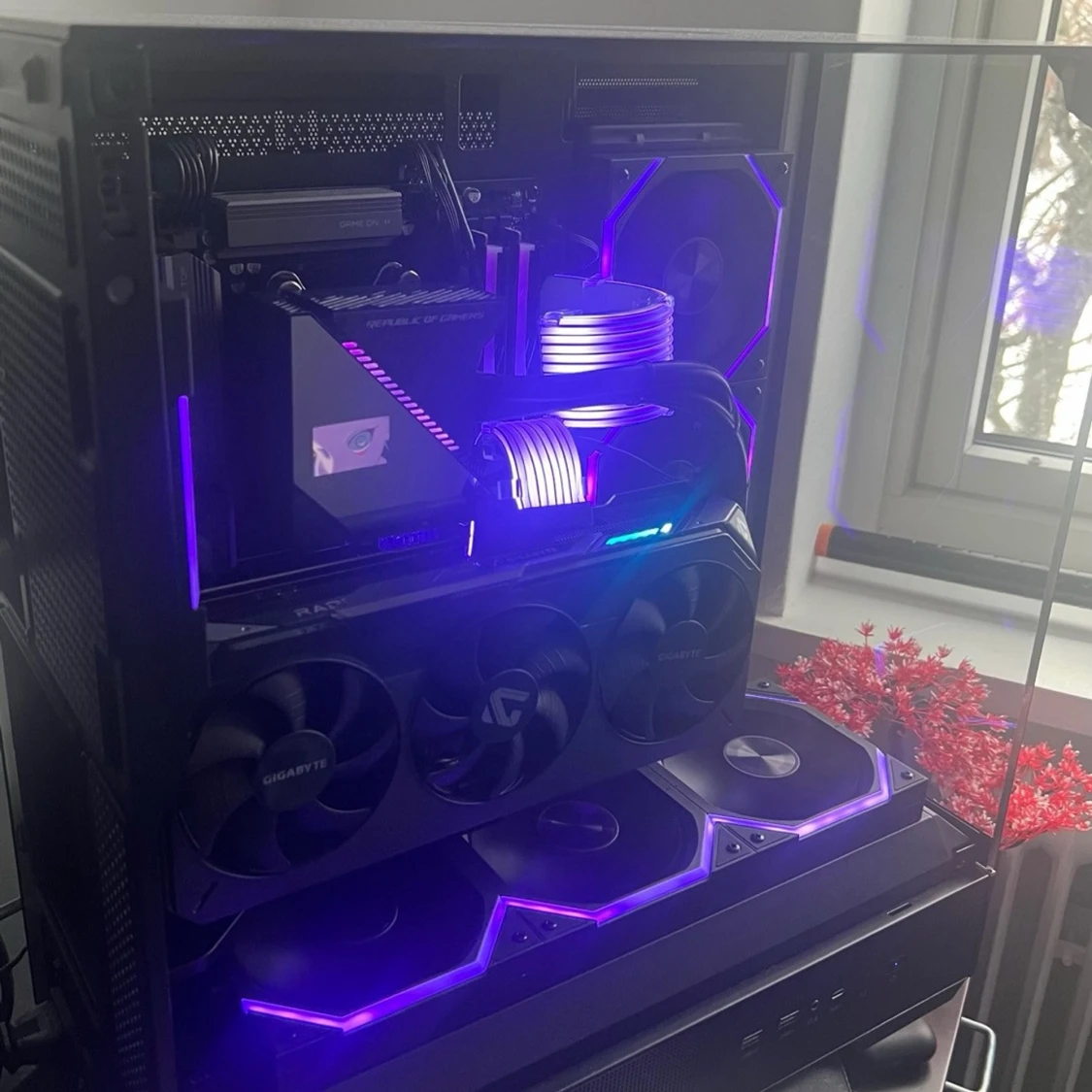 Gaming-PC | Ryzen 7 7800X3D | RX 9070 XT | 32GB DDR5 |2TB | Oled skärm på Aio - 2