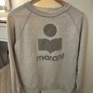 Isabel Marant tröja - Säljer då den inte kommer till användning. Storlek 38 (M) men sitter mer som XS/S.