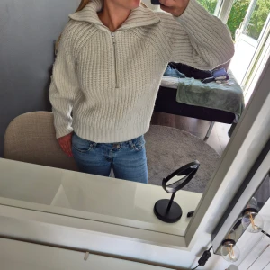 Vit stickad half zip tröja H&M - Jätteskön och mjuk❣️