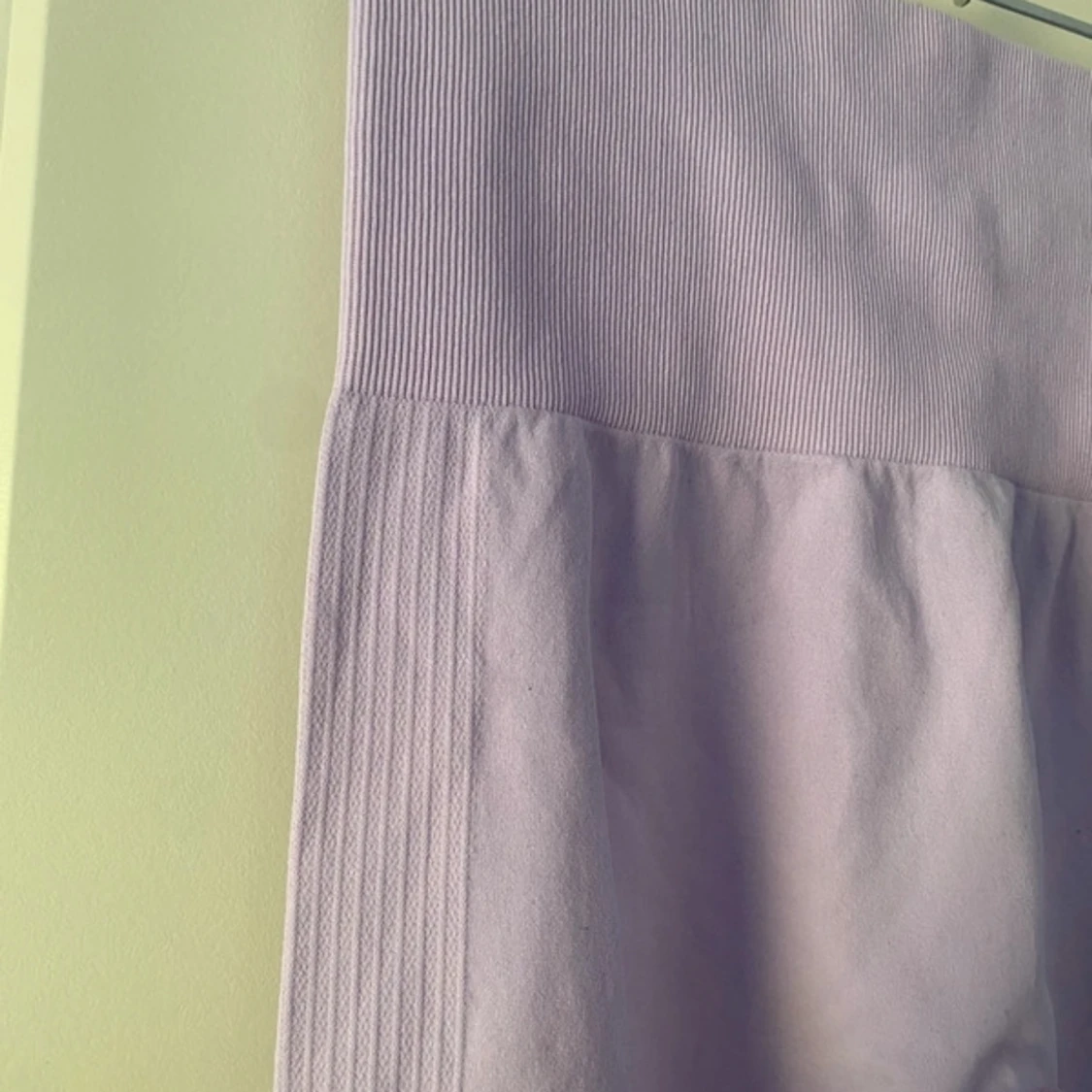 Ljuslila leggings från Röhnisch XS/S - 3