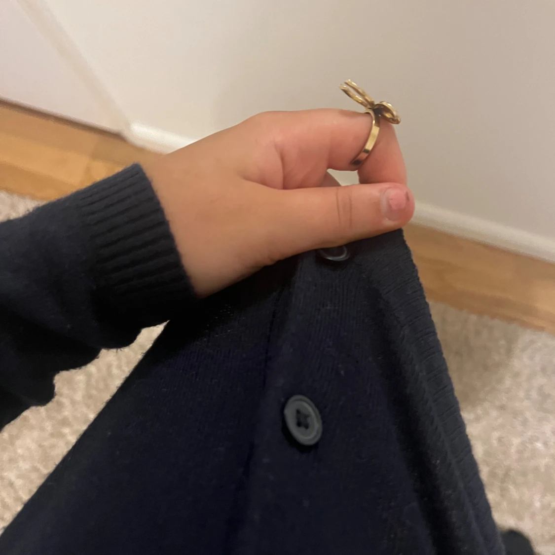 Mörkblå croppad kofta med knappar - 2